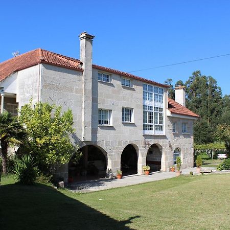 Os Areeiros Turismo Rural & Bodega Guest House Santa Cristina De Cobres Exterior photo