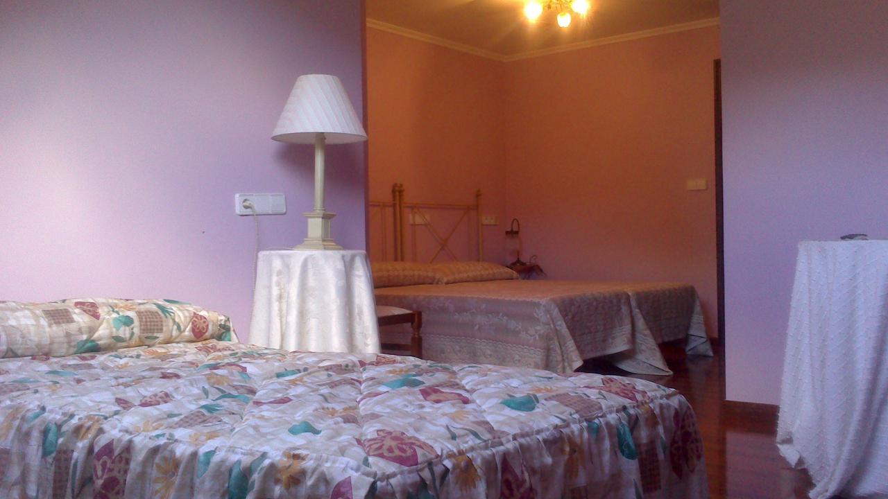 Os Areeiros Turismo Rural & Bodega Guest House Santa Cristina De Cobres Room photo